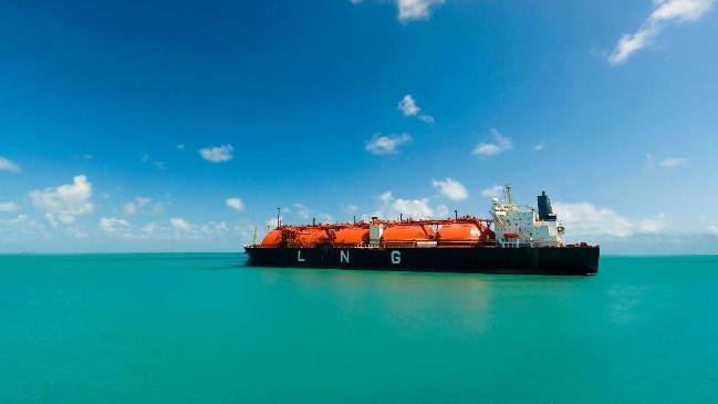 LNG-Tanker (verweist auf: Bundesförderung für den Bau von Betankungsschiffen für LNG und nachhaltige erneuerbare Kraftstoffalternativen in der Schifffahrt)