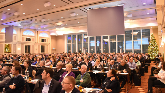 Blick in den Konferenzsaal des Marriott Hotels Blick in den Konferenzsaal des Marriott Hotels