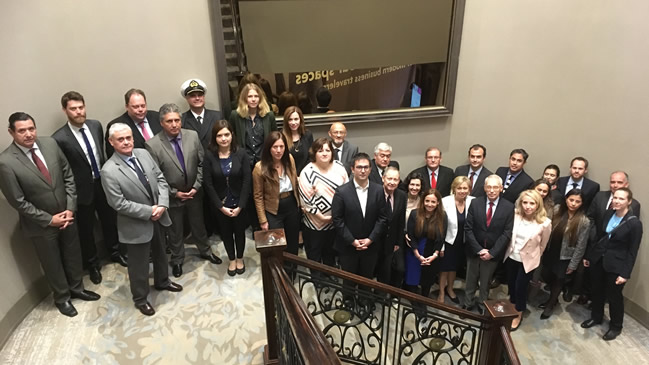 Gruppenfoto mit den Teilnehmern des ATT-Seminar in Santiago de Chile Gruppenfoto mit den Teilnehmern des ATT-Seminar in Santiago de Chile