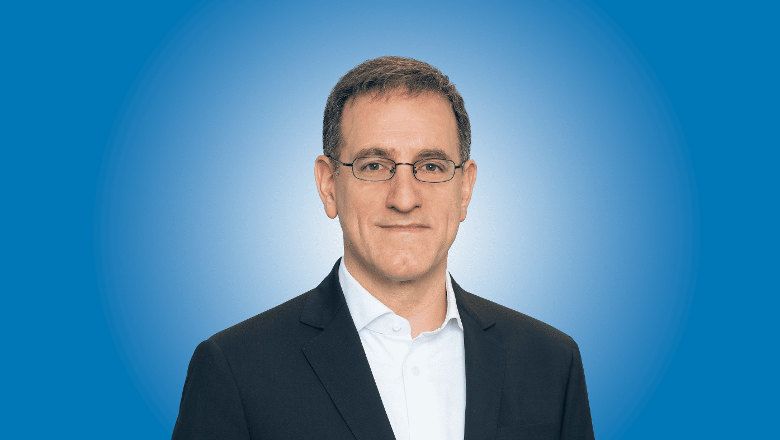 Businessfoto von Herrn Naif-Raffael Kanwan Businessfoto von Herrn Naif-Raffael Kanwan