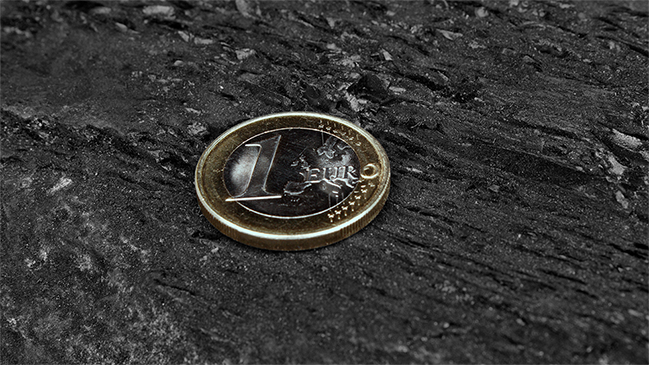 Kohle mit einem Euro Kohle mit einem Euro